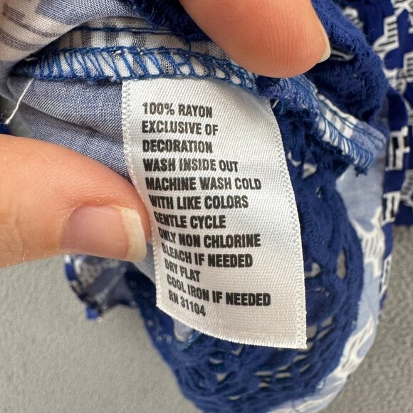 Crown Ivy Moroccan Market Blouse Womens Blue White Crochet Cutout Size PL - Picture 6 of 9